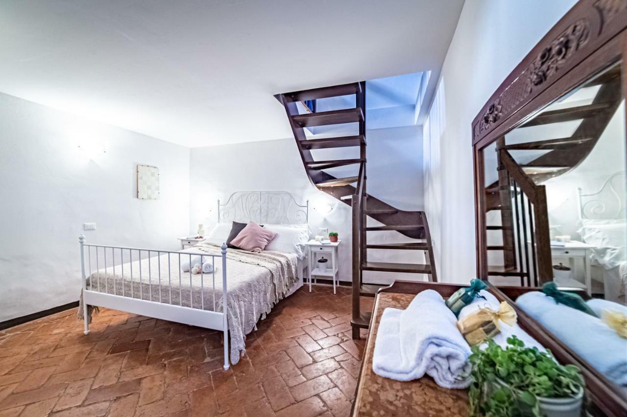 Oltrarno Apartment Firenze Bagian luar foto
